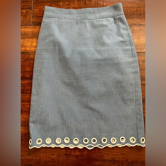 J. Crew Pencil skirt - Picture 3 of 9